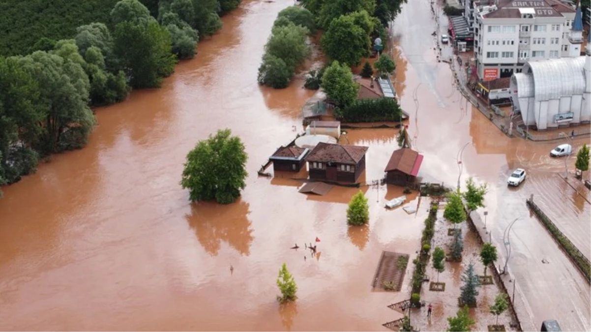 Selin vurduğu Bartın havadan görüntülendi! Manzara içler acısı