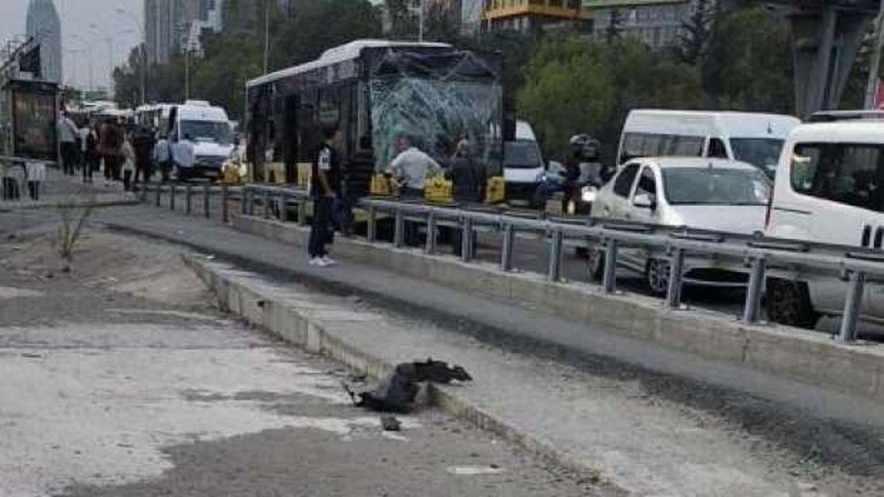 2 İETT otobüsü çarpıştı! E-5’te kaza