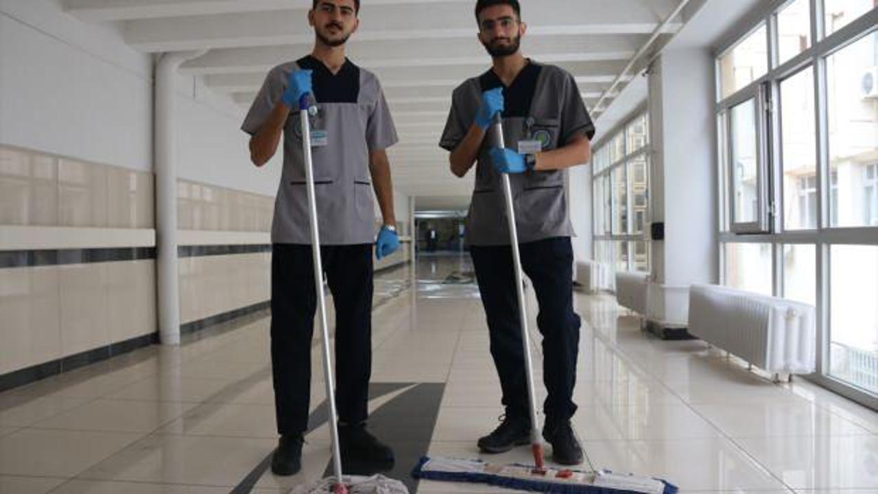 2 tıp öğrencisi, KPSS puanlarıyla hastaneye temizlik personeli olarak atandı