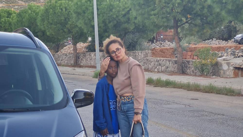 Ünlü oyuncu Esra Akkaya Bodrum’da trafik kazası yaptı