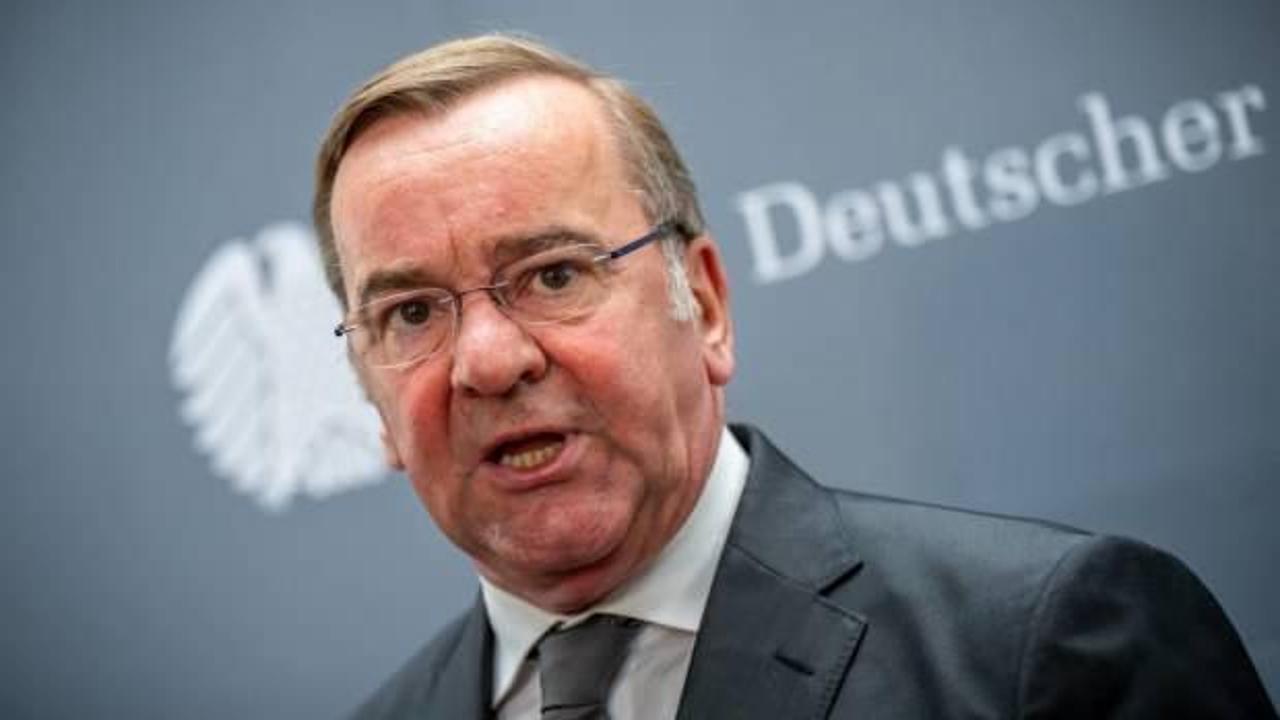 Almanya Savunma Bakanı: Savaşa hazırlıklı olmalıyız