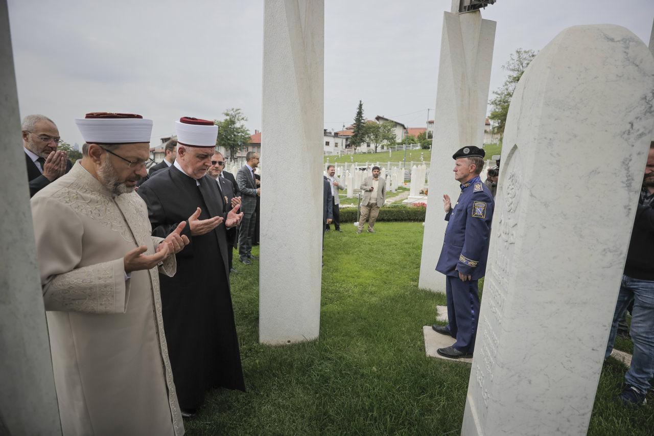 Diyanet İşleri Başkanı Erbaş, Bosna Hersek İslam Birliği Başkanı Kavazovic ile görüştü