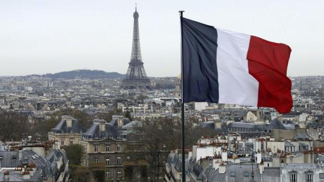 ‘Selamünaleyküm’ diyen kadın gözaltına alındı