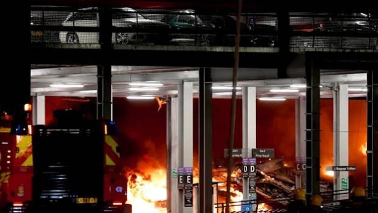 Son dakika: Londra Luton Havalimanı’nda yangın! Tüm uçuşlar askıya alındı