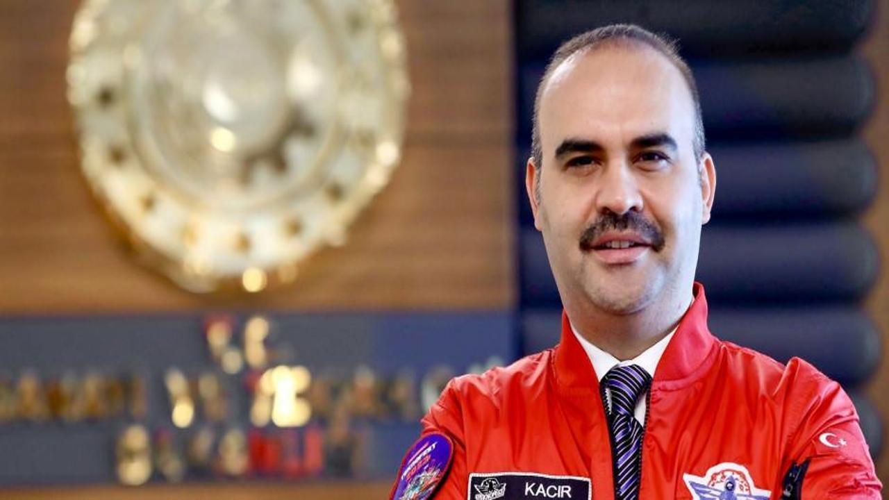 Dikkat çeken KAAN ve KIZILELMA mesajı: Dünyaya fark atmamıza vesile olacak