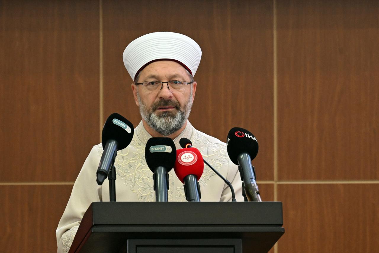 Diyanet İşleri Başkanı Erbaş'tan boykot açıklaması: Kararlı şekilde devam etmeliyiz