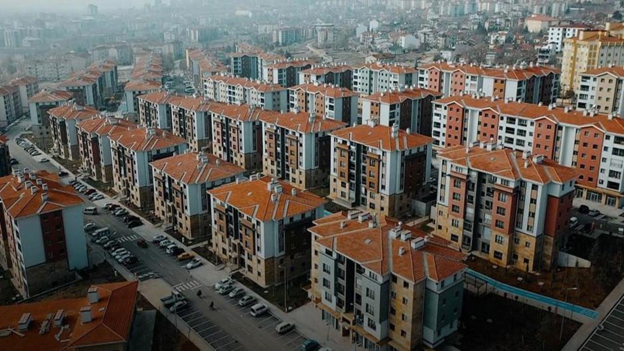 Bakan Özhaseki’den ”Yerinde Dönüşüm Projesi”ne katılım çağrısı!
