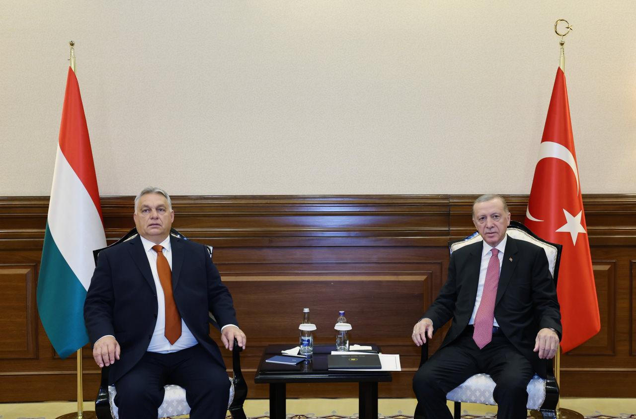 Cumhurbaşkanı Erdoğan Macaristan Başbakanı Orban'ı kabul etti