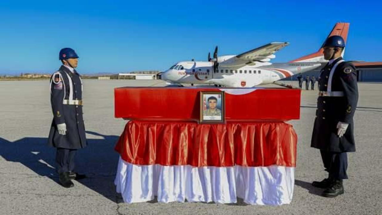 Van’da şehit asker için tören düzenlendi