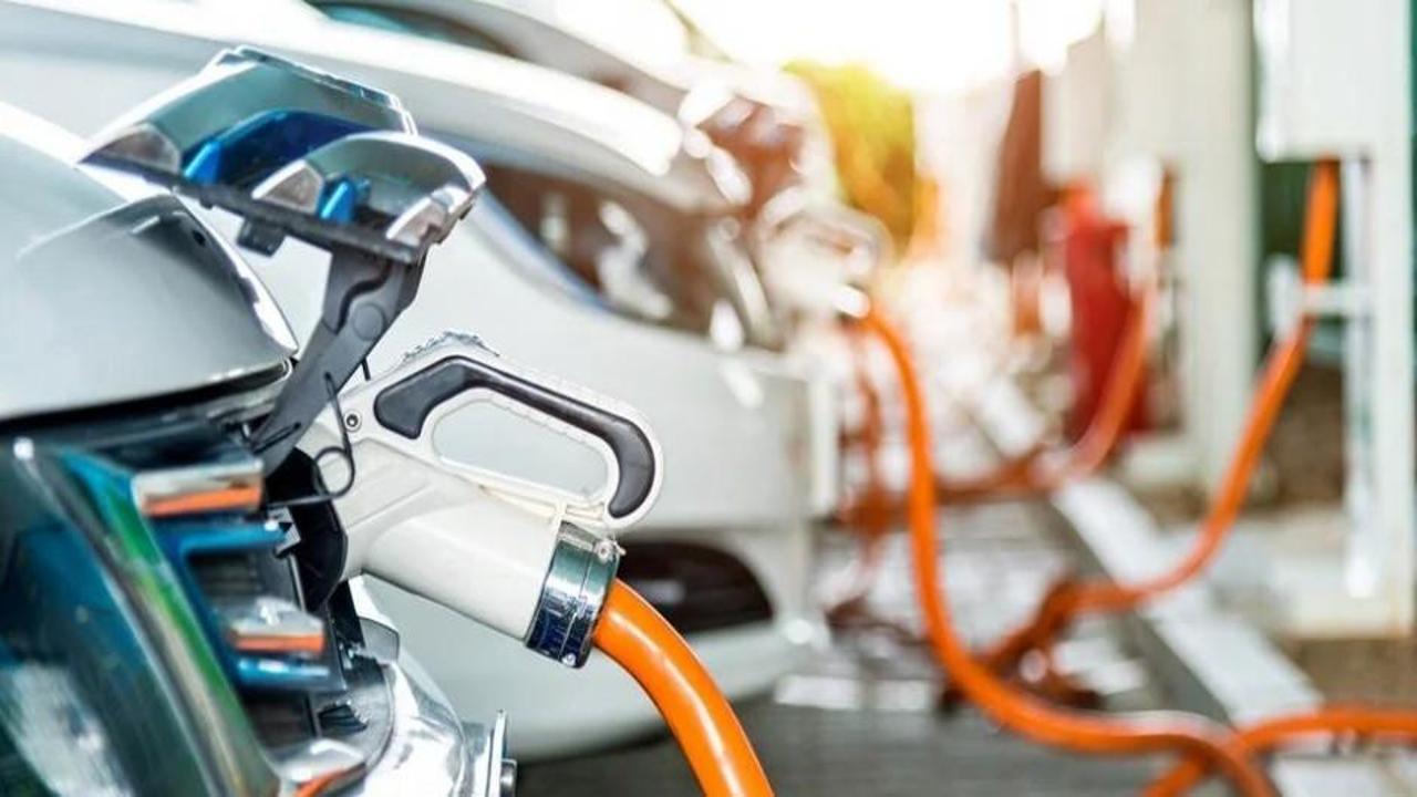 Avrupa’da elektrikli araç satışları rekor seviyeye yükseldi
