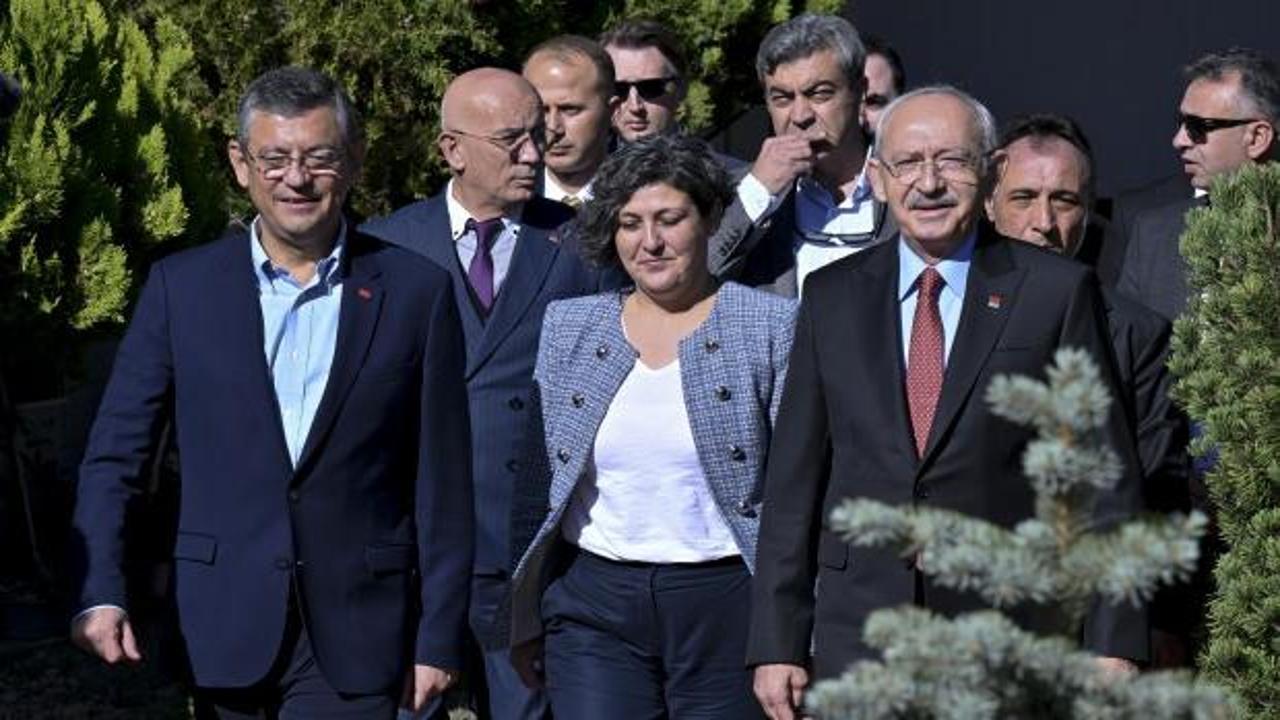 CHP Genel Başkanı seçilen Özgür Özel, Kılıçdaroğlu’nu evinde ziyaret etti