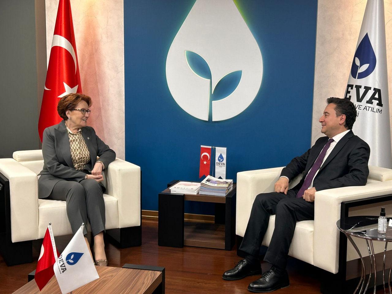 Akşener'den Babacan'a taziye ziyareti