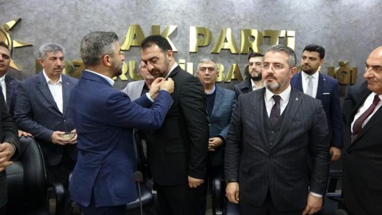 DEVA Partisi’nden istifa eden 800 kişi AK Parti’ye katıldı