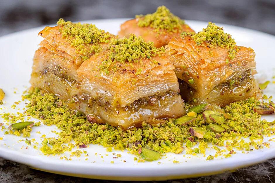 Hazır baklavalık yufkadan baklava tarifi, nasıl yapılır?