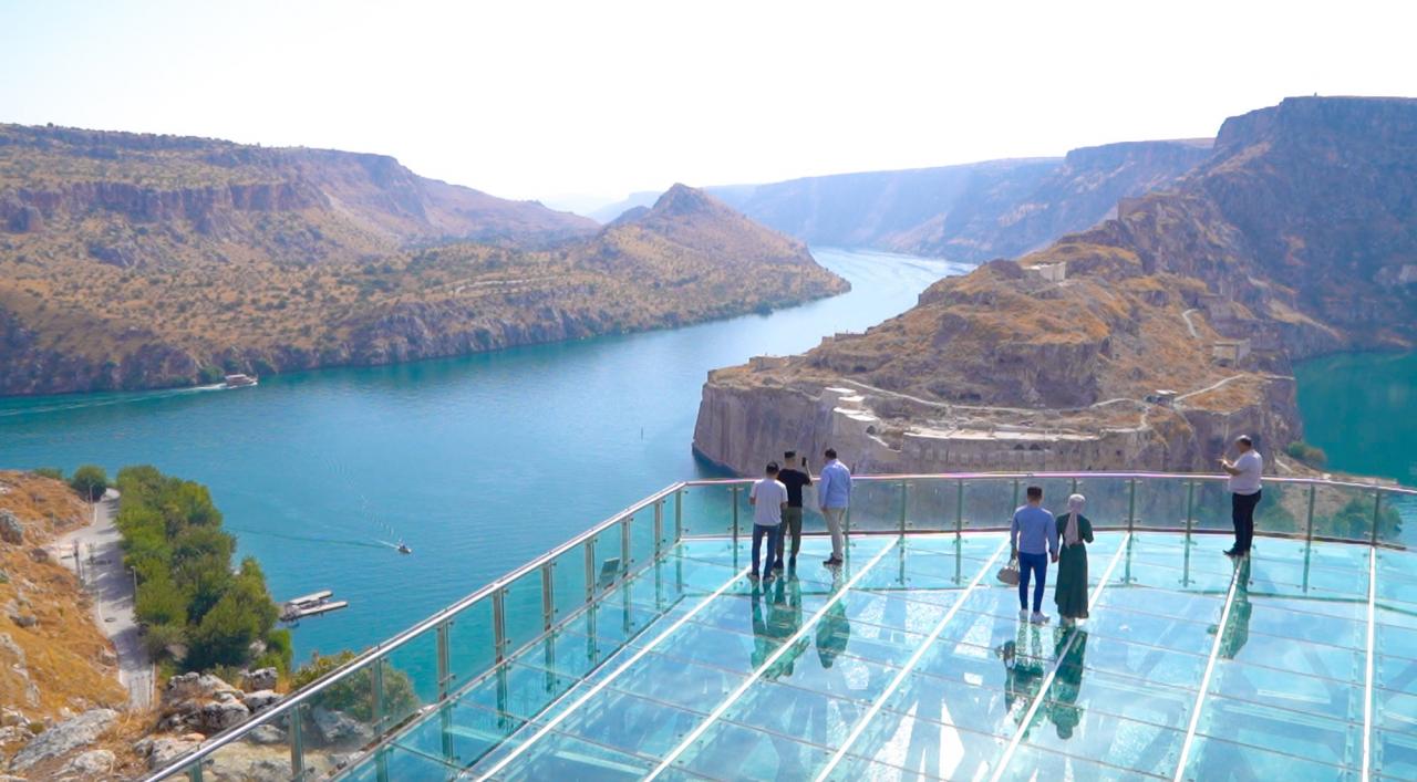 Günlük bini aşkın ziyaretçi ağırlıyor! Gaziantep turizminin gözdesi Rumkale