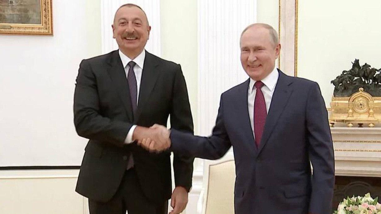 Aliyev ve Putin bir araya geldi