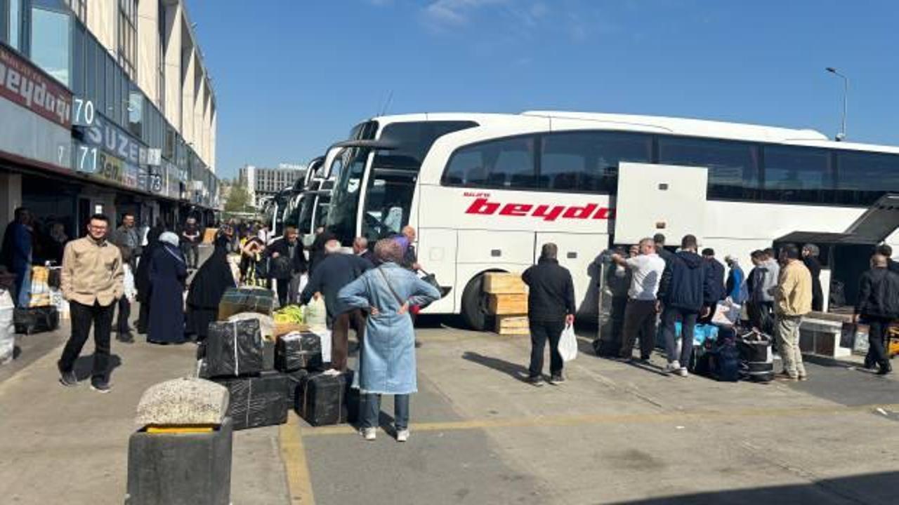 Bayram tatili dönüşü 15 Temmuz Demokrasi Otogarı’nda yoğunluk