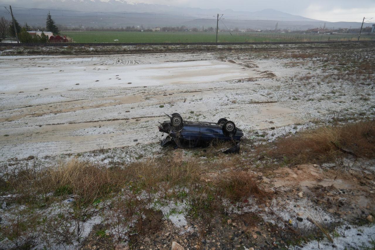 Niğde’de zincirleme trafik kazası: 2'si çocuk 8 yaralı