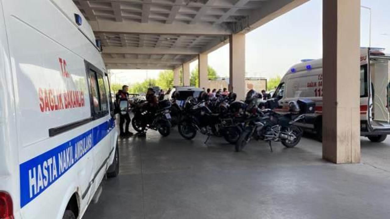 Hastane önünde bıçaklı kavga: 4 yaralı