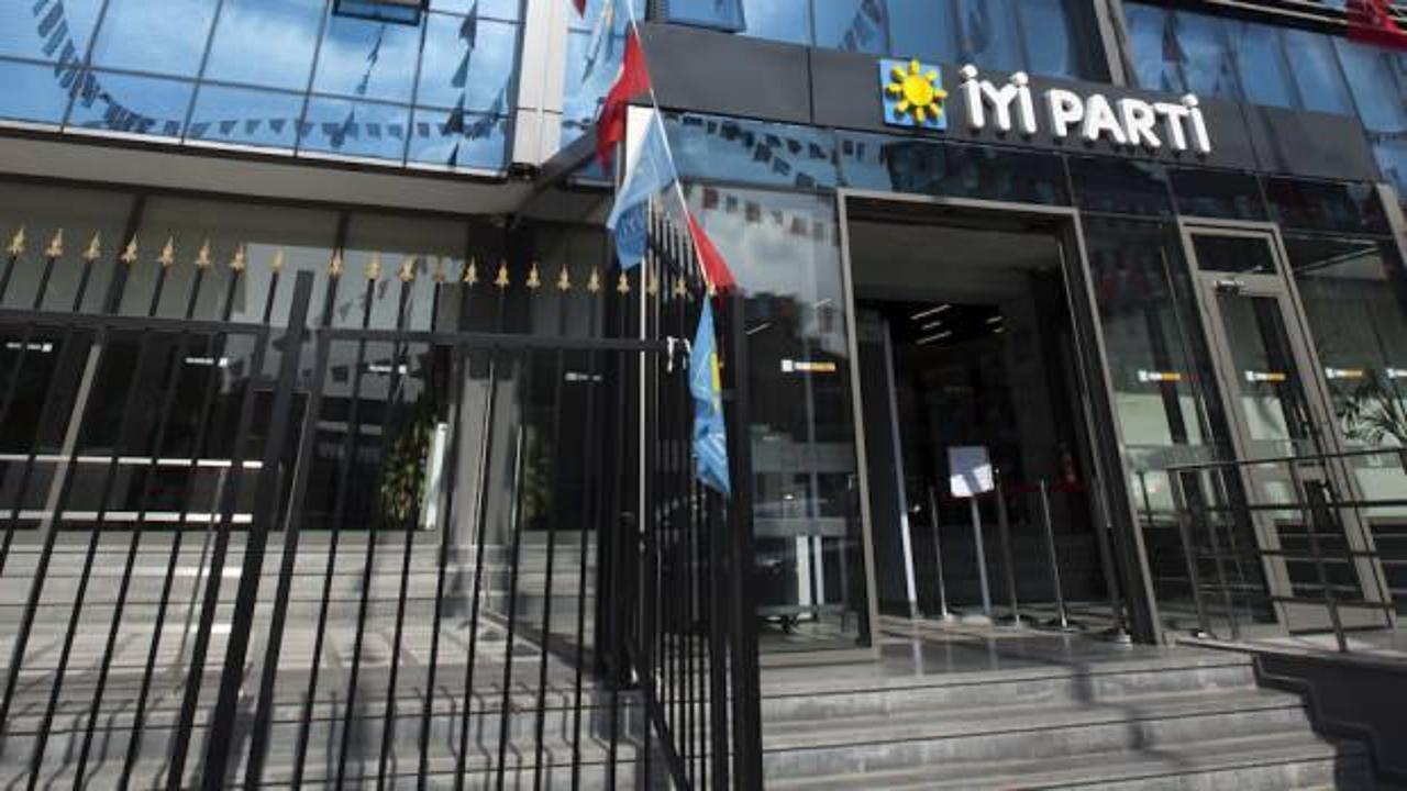 İyi Parti’de il ve merkez ilçe başkanı istifa etti
