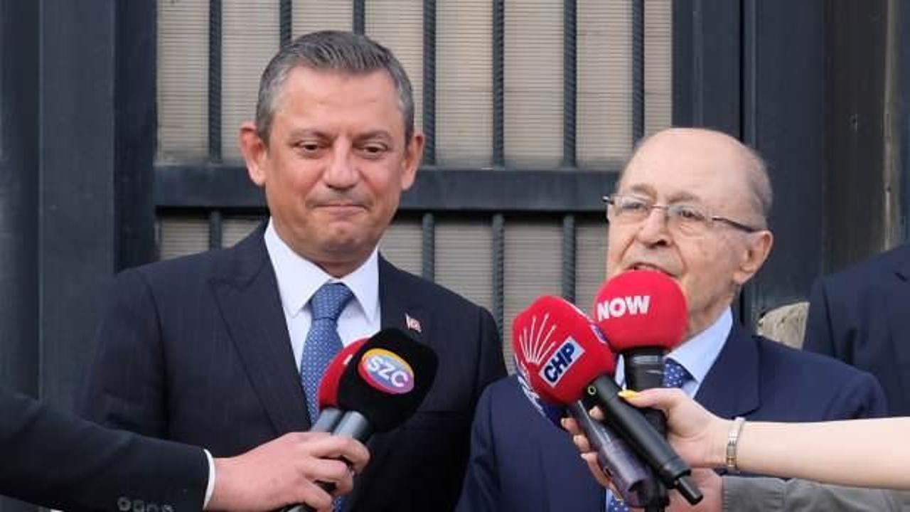 Özel, eski Cumhurbaşkanı Sezer’i ziyaret etti