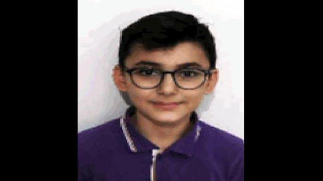 4’üncü kattaki evlerinin balkonundan düşen Eren, yaşamını yitirdi