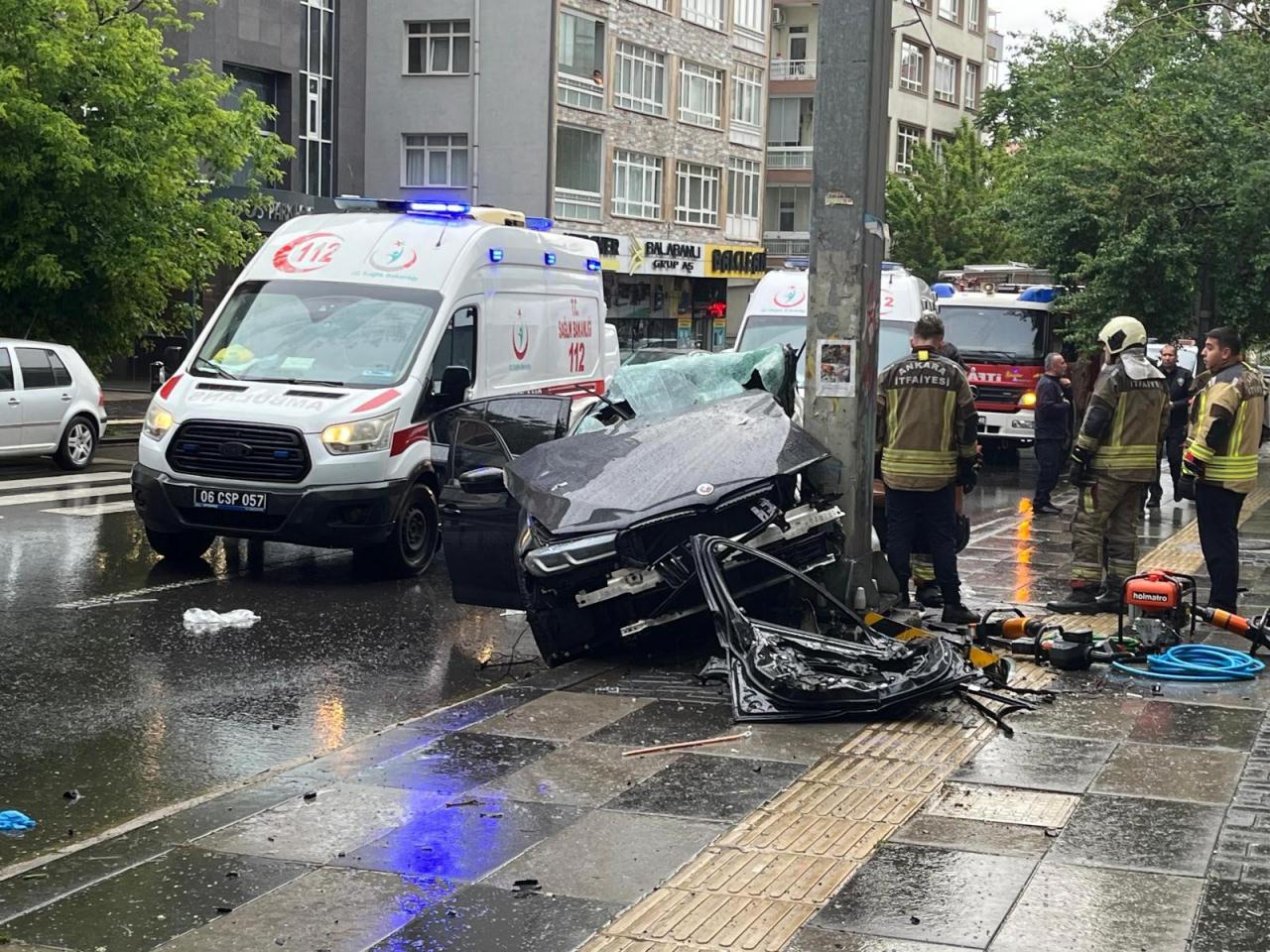 Ankara’da feci kaza! 1 ölü, 4 yaralı