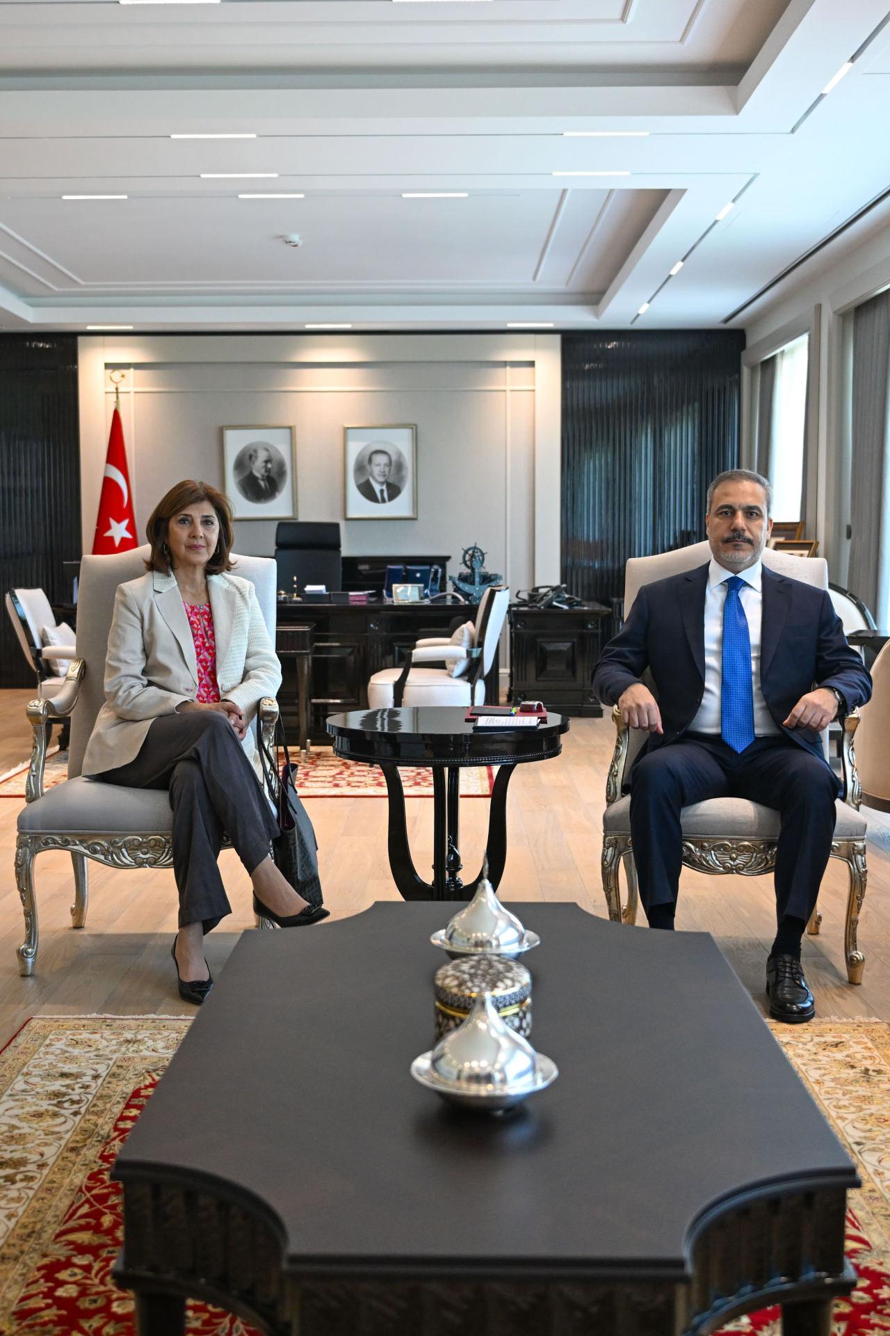 Hakan Fidan, BM Genel Sekreteri'nin Kıbrıs Şahsi Temsilcisi Cuellar ile görüştü