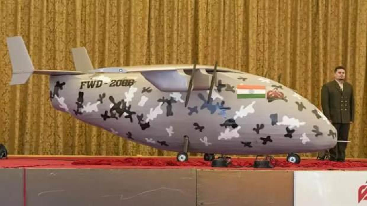 Hindistan ilk yerli İHA’sını tanıttı: Tombulluğuyla dikkati çekti