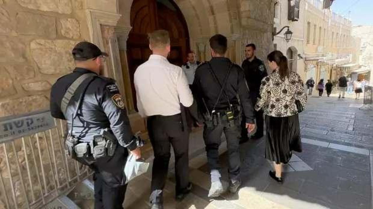 İsrail Yunanistan’ın başkonsolosunun korumasına gözaltı!