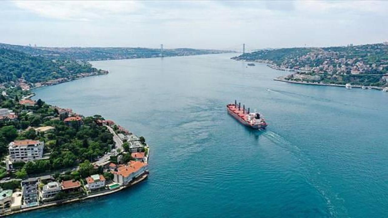 İstanbul Boğazı’nda gemi trafiği yeniden açıldı