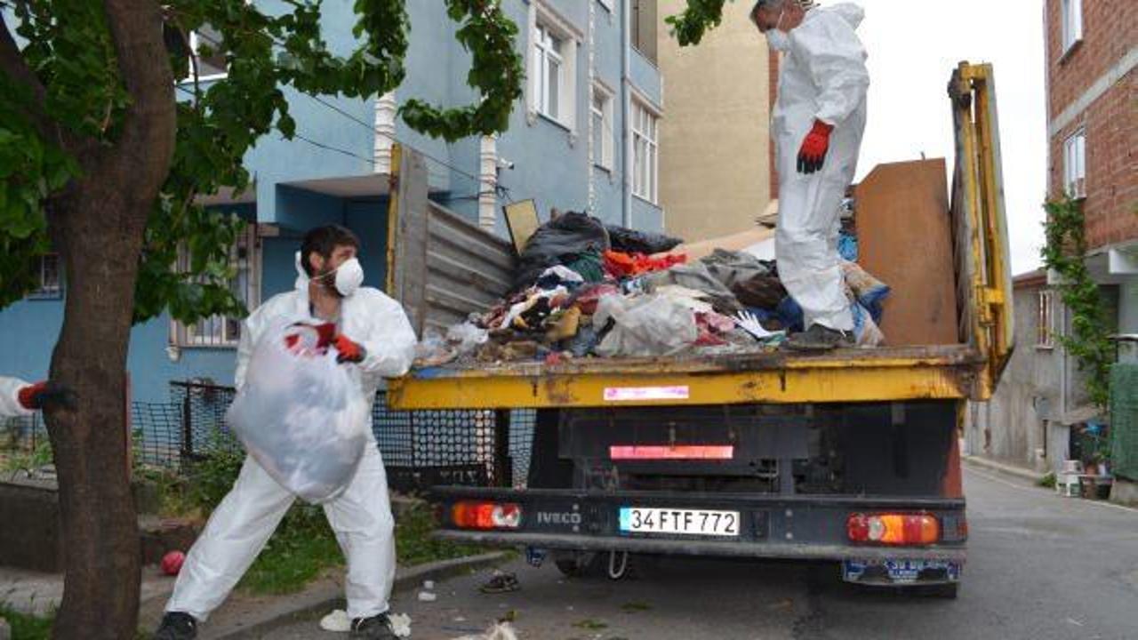 Kocaeli’de bir evden 17 kamyon dolusu çöp çıkartıldı!