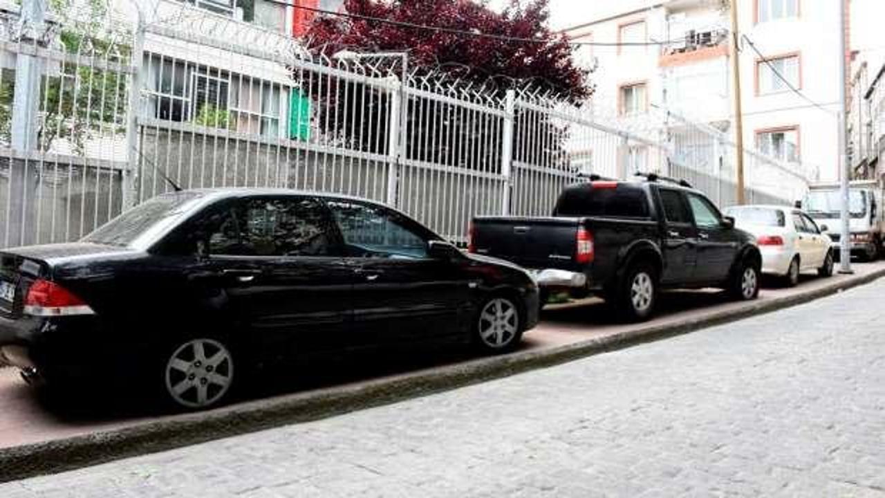 Araçlarına giden sürücüler büyük şok yaşadı!