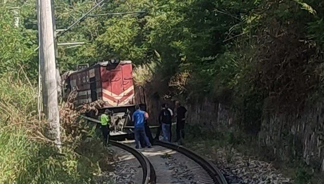 Yük Treni Yaşlı Adama Çarptı: Hasan G. Hayatını Kaybetti