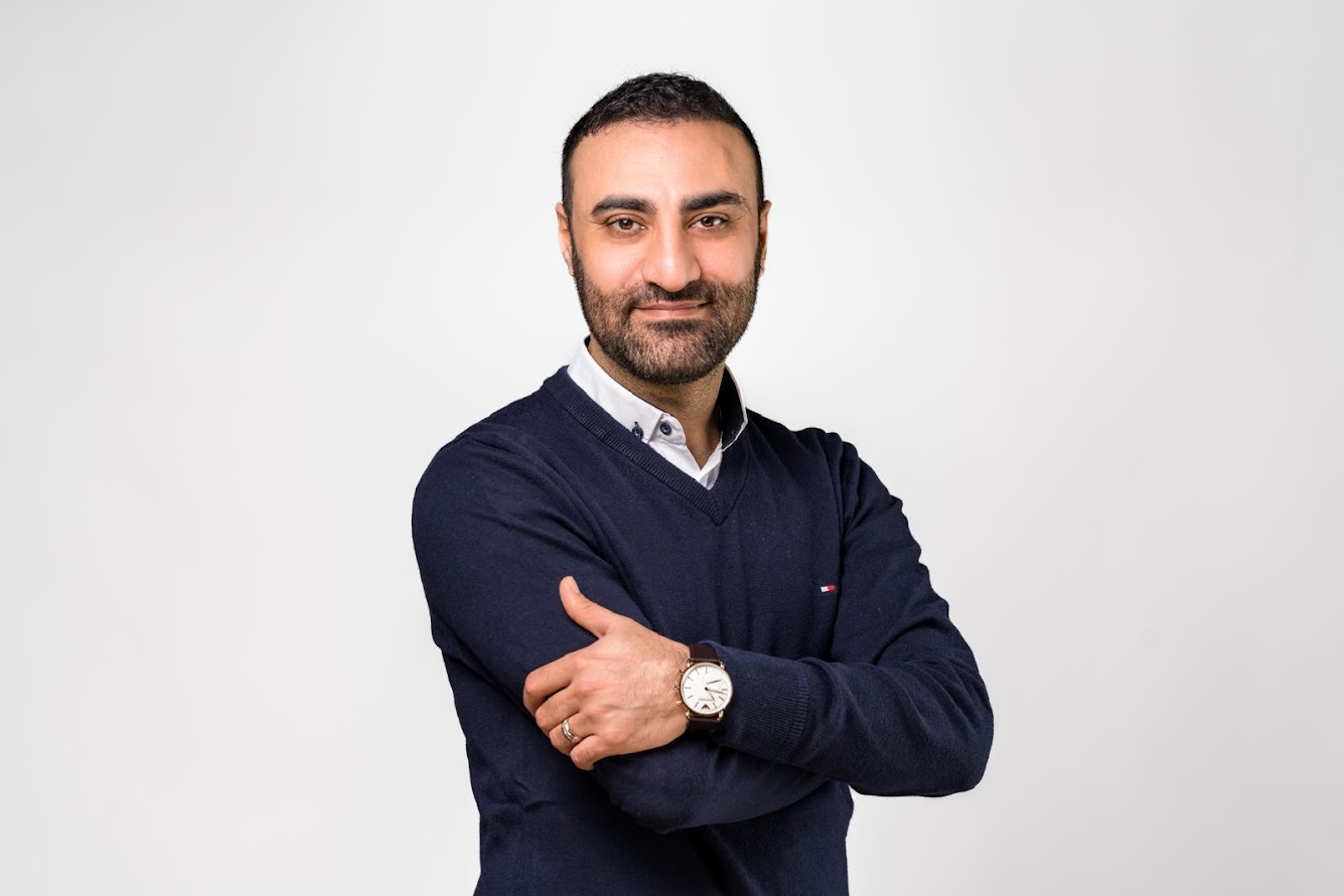 Vedat Aktepe’nin Liderliğinde Bonita Hair Clinic: Saç Ekimi ve Estetikte Fark Yaratmak