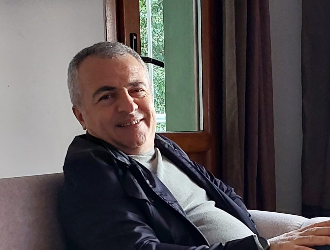 Gündoğumu Gazetesi’nin Başarısı Gazeteci Veli Yılmaz