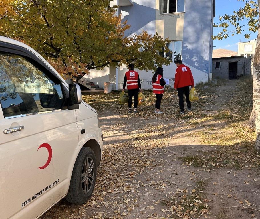 Kışa Girmeden Adilcevaz’a Yardım Seferberliği