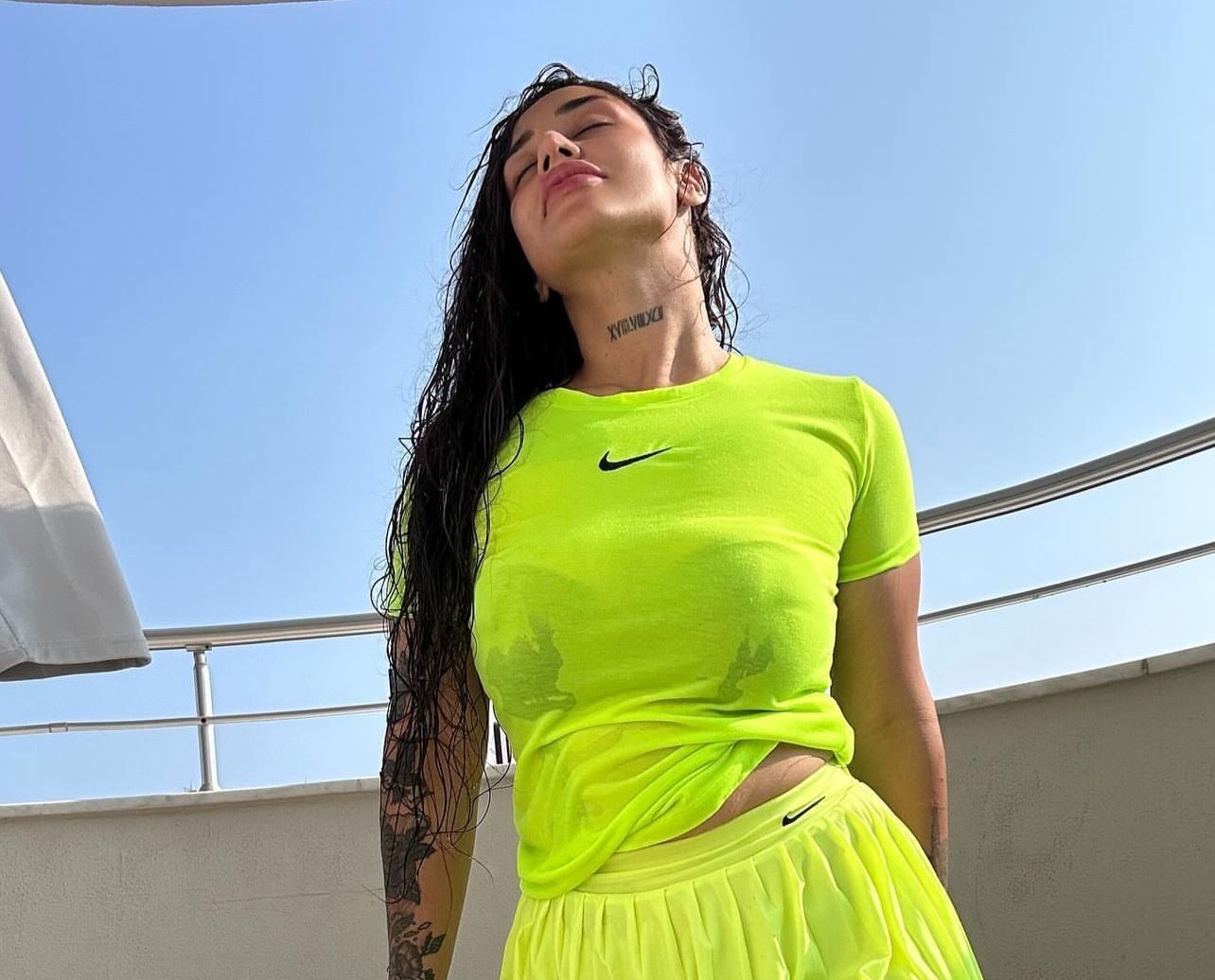 Melisa Tatlıarmut ile Göz Alıcı İpek Kirpik Uygulaması