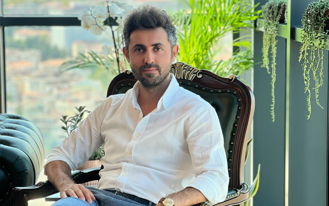 Av. Dr. Emre CEBECİ’nin Akademik Mükemmellik Serüveni ve TÜBİTAK Destekli Başarıları