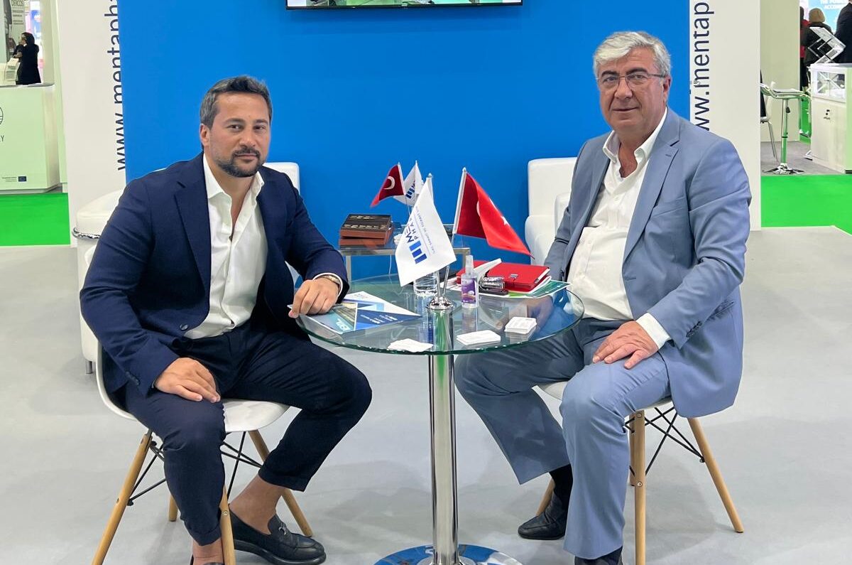 Davut Tekiner: Türkiye’de Sosyal Sorumluluk ve STK Çalışmalarının Öncüsü