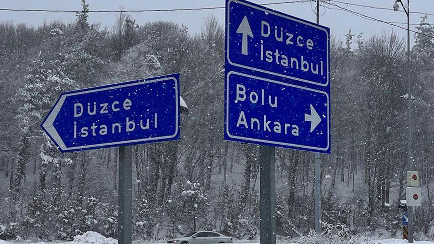 Yoğun Kar Yağışı Yurdu Beyaza Bürüdü